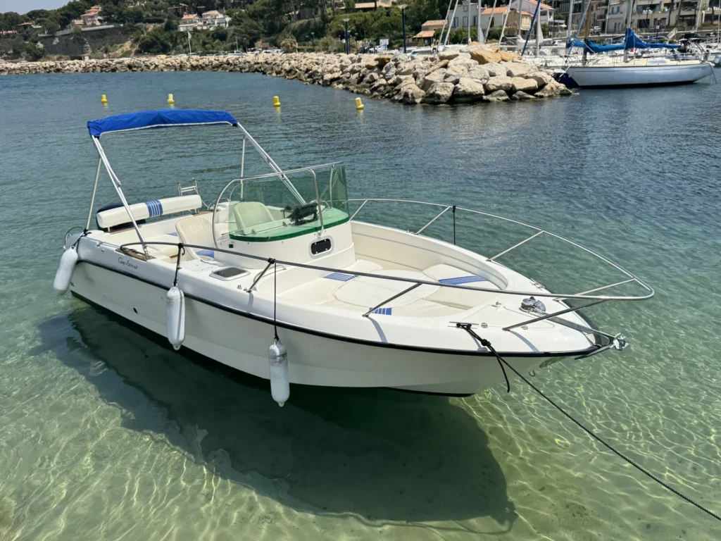 CAP FERRET 650